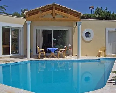 דירה Poolhouse